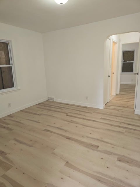 Building Photo - 15243 Eastwood St