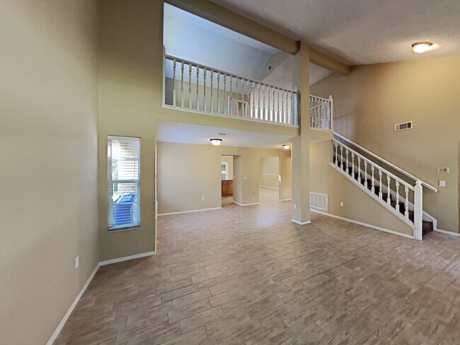 Foto del edificio - 3242 Centerwood Dr