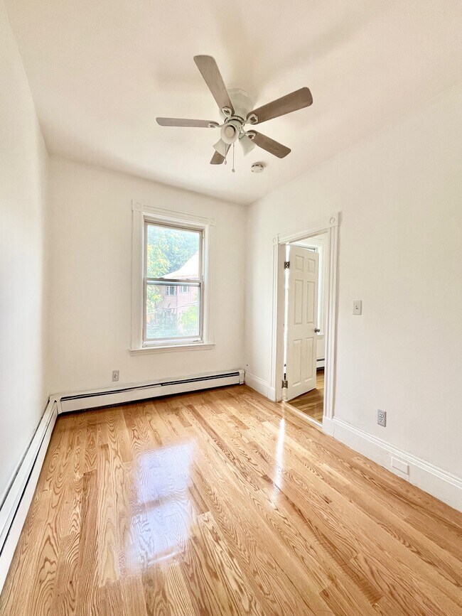 Foto del edificio - 200 Highland St