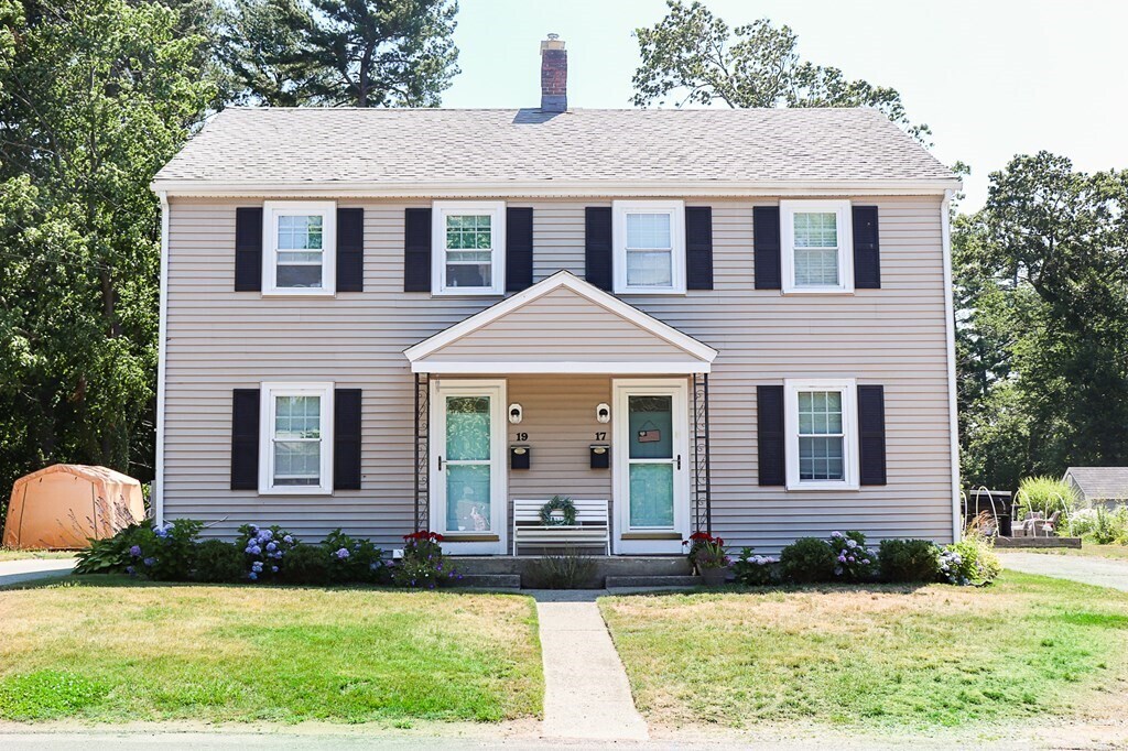 17 Hemlock Rd Unit 17, Hingham, MA 02043 Condo for Rent in Hingham