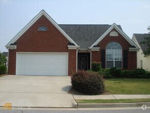 Building Photo - 2 Mill Ridge Pl