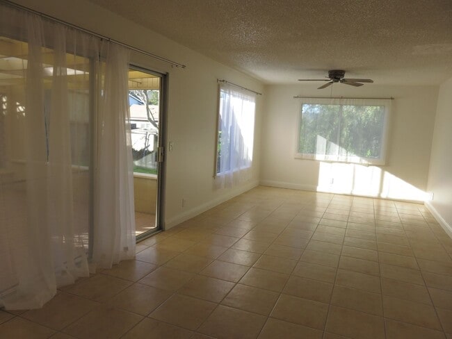 Foto del edificio - 4bd/2bath Crestview Terrace Home available in Lompoc