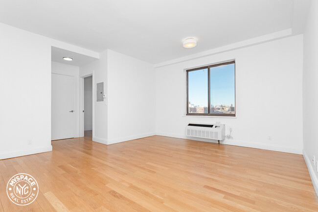 Foto del edificio - 1127 Flatbush Ave