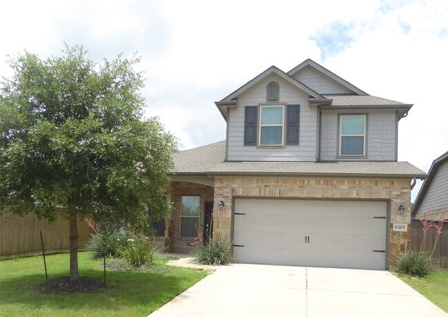 Foto del edificio - 6319 Shadowbrook Hollow Trail