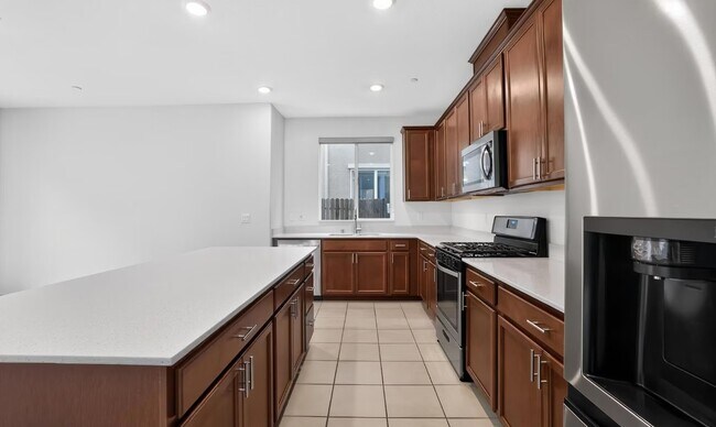 Building Photo - 3209 Auburn Leaf Loop