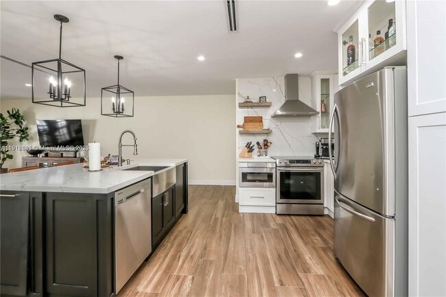 Foto del edificio - 16509 Fox Den Ct