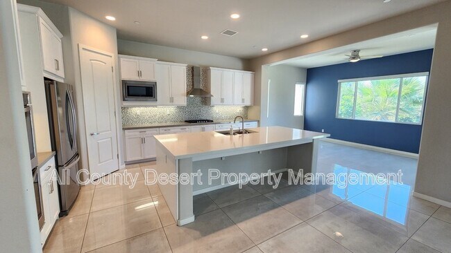 Foto del edificio - 78987 Yorkville Ln