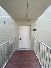 Building Photo - 10090 NW 80th Ct