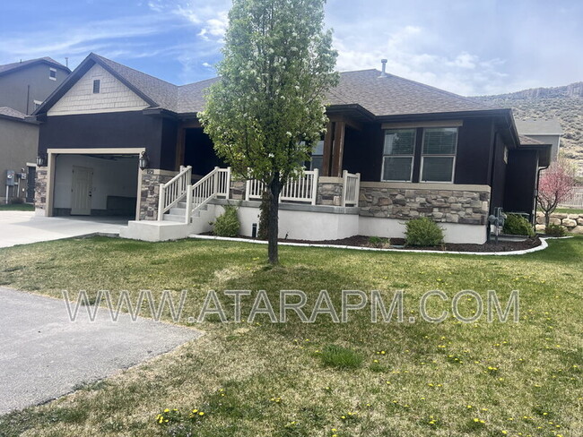 Foto del edificio - 1529 Lake View Terrace Rd