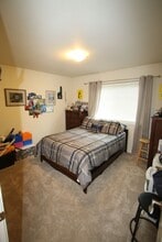 Building Photo - 20333 Riverside Dr