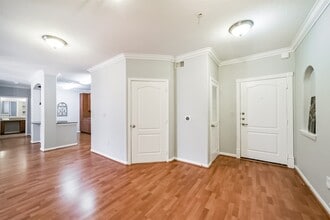 Building Photo - 1711 Old Spanish Trl