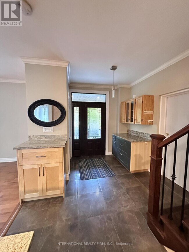 Building Photo - 1075 Big Bay Point Rd