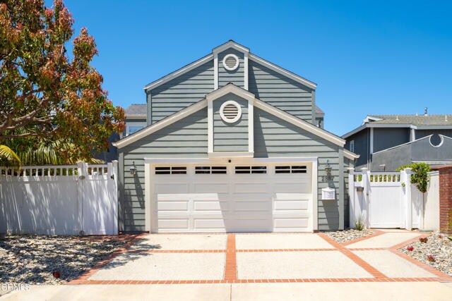 Building Photo - 2887 Seahorse Ave