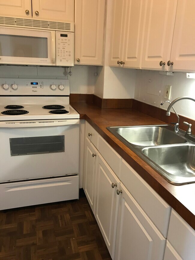 Foto del edificio - 2845 Waialae Ave