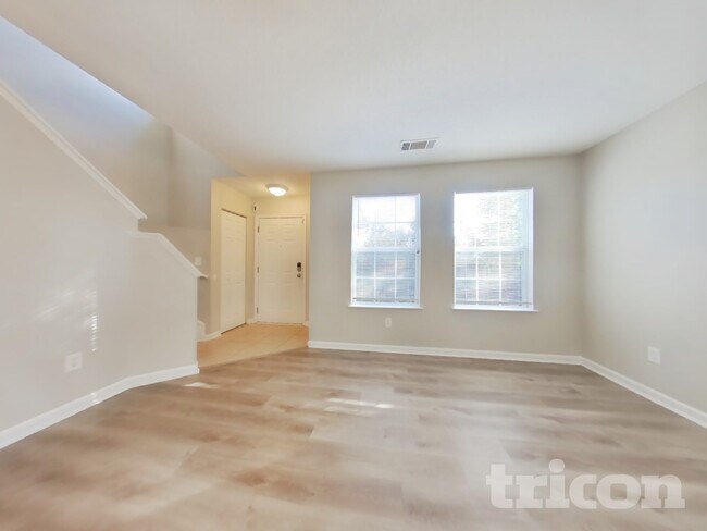 Building Photo - 1104 St Phillips Ct