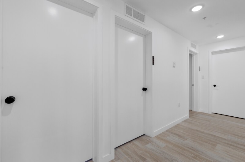 Building Photo - 542 SW 7th St