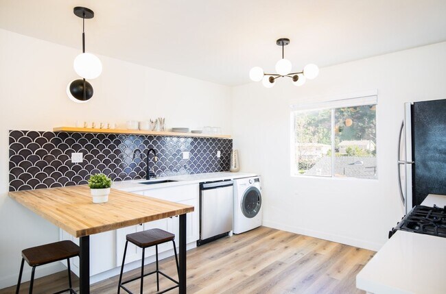 Foto del edificio - 255 S Ave 55