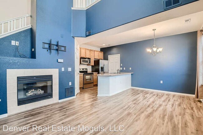 Foto del edificio - 2 br, 2.5 bath House - 8892 E 24th Place  ...