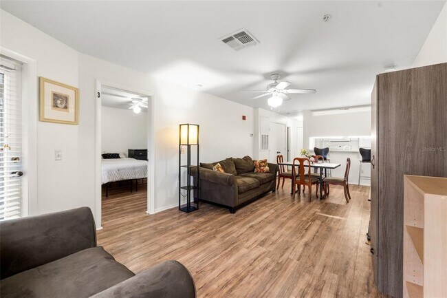 Foto del edificio - 4000 SW 23rd St