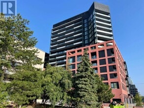 Building Photo - 8 Tippett Rd