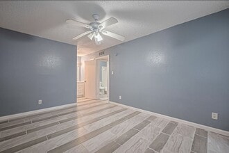 Building Photo - 12615 Brookglade Cir