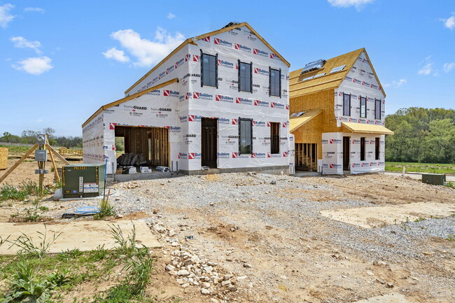 Building Photo - 5765 Trailside Cir