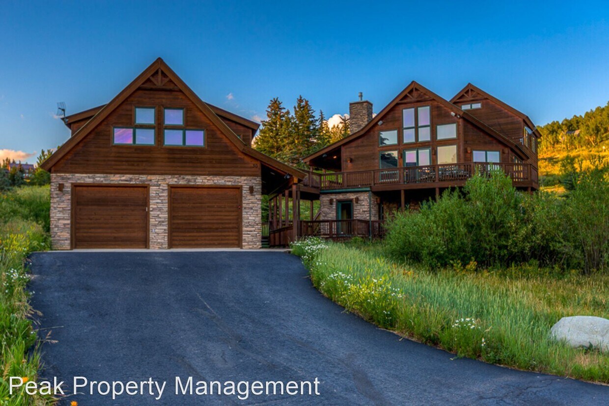 Primary Photo - 5 br, 5.5 bath House - 30 Treasury