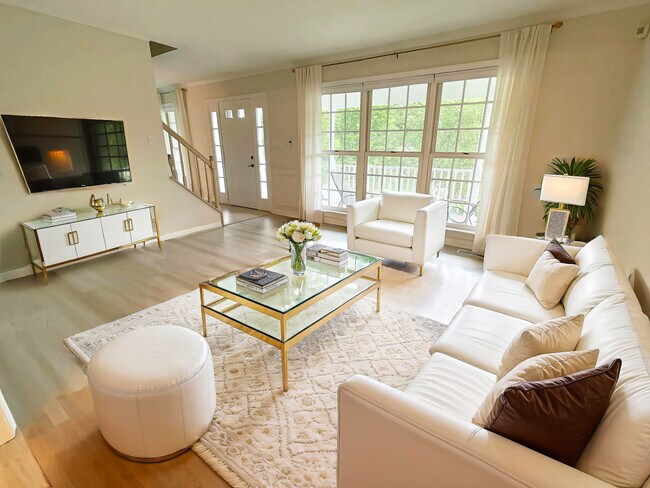 Foto del edificio - 2510 Heatherwood Ct