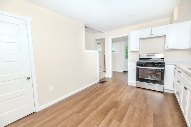 Foto del edificio - 615 12th St
