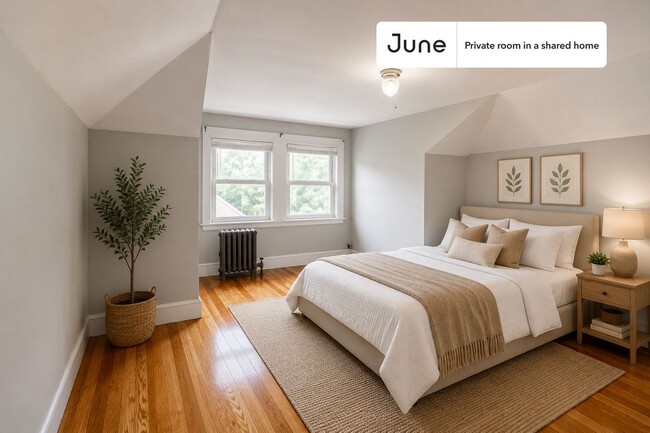 Building Photo - Room in Shared 4 bed/1 bath home