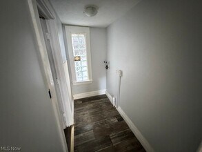 Building Photo - 3134 W 46th St