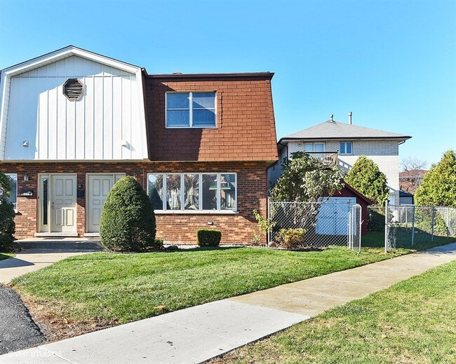 Building Photo - Mather Avenue