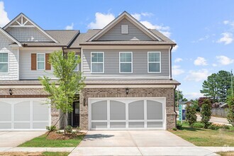 Building Photo - BRAND NEW 3 Bed 2.5 bathroom townhomes in ...