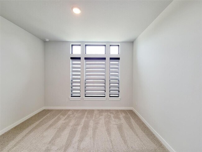 Foto del edificio - 18206 Summerland Lk Wy
