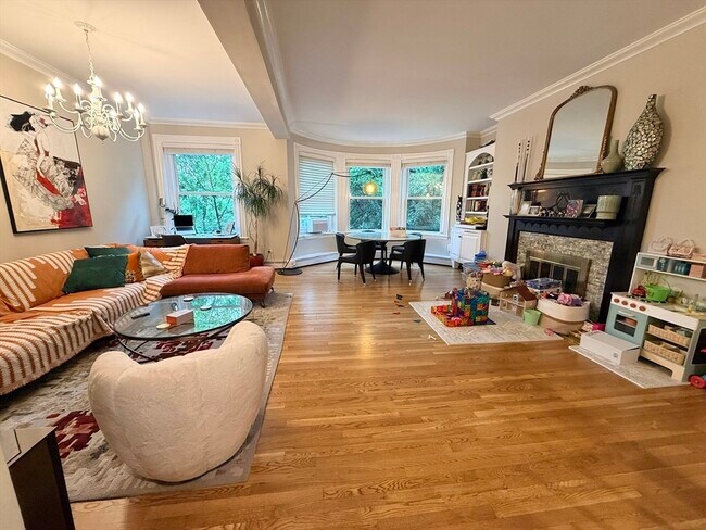 Foto del edificio - 1083 Beacon St