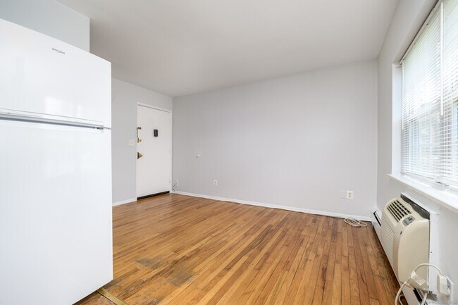 Foto del edificio - 388 Courtland Ave