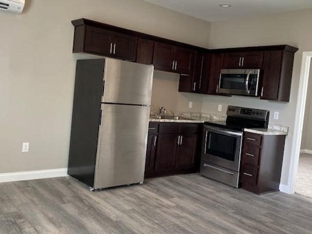 Foto del edificio - 1125 Old Barren River Rd