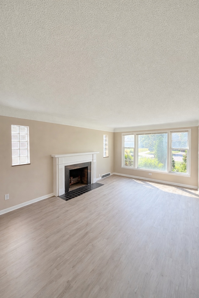 Building Photo - 5280 Alter Rd