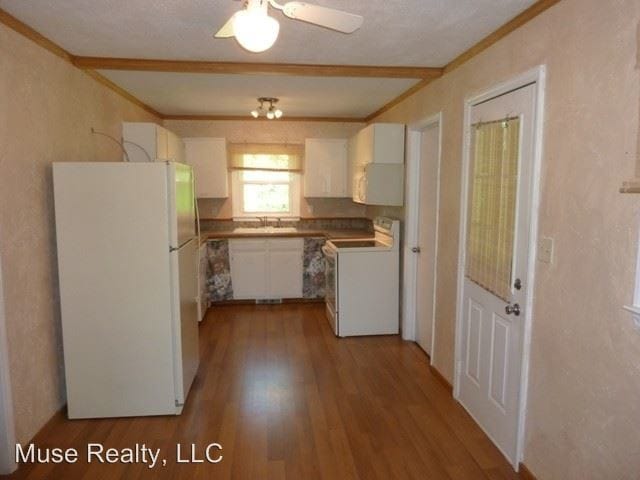 Building Photo - 3 br, 1.5 bath House - 3964 Marshall Road