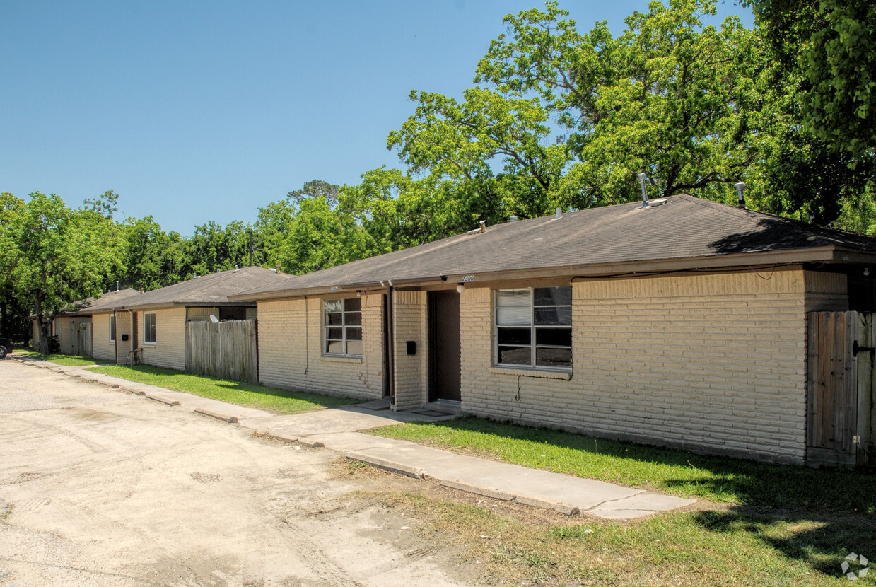 Primary Photo - Park Place Apartments