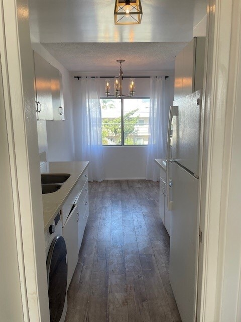 Kitchen unit 7 - 1030 Idaho Ave