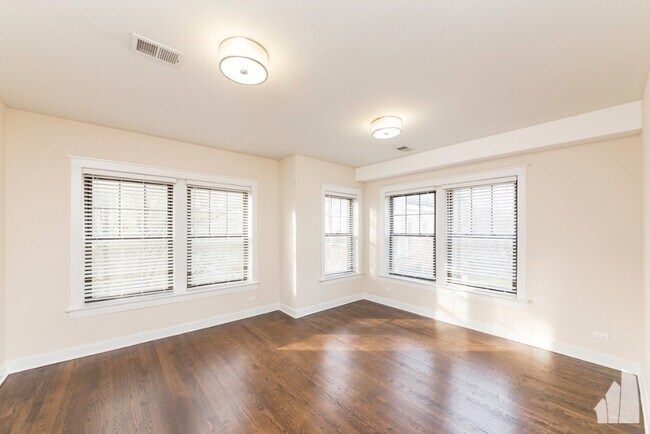 Building Photo - 3171 N Orchard St