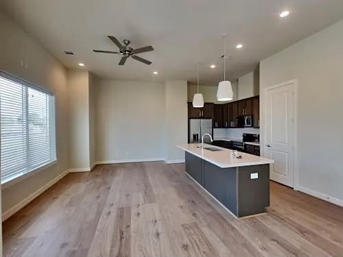 Building Photo - 10530 Executive Lake Dr