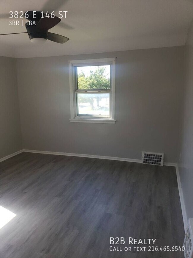 Foto del edificio - 3826 E 146th St