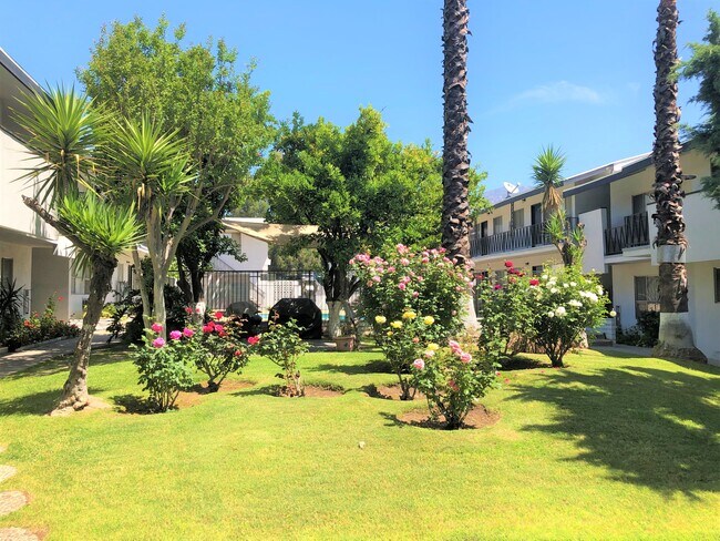 Foto del edificio - 585 E Washington Blvd