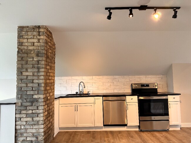 Foto del edificio - 979 Marshall Ave