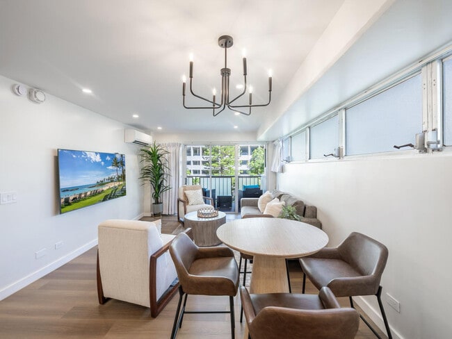 Building Photo - 2464 Prince Edward St