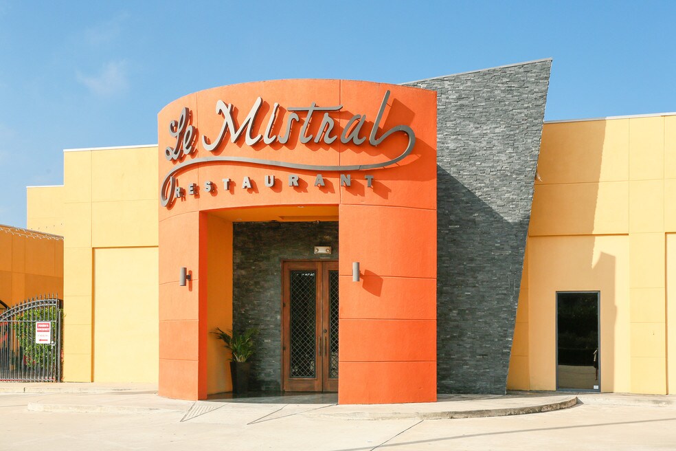 Energy Corridor Apartments under 5,000 Houston, TX 146 Rentals