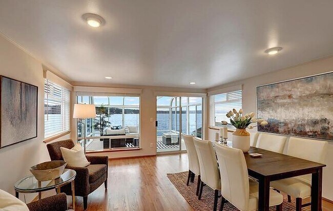 Building Photo - 2 bedroom in Seattle WA 98125