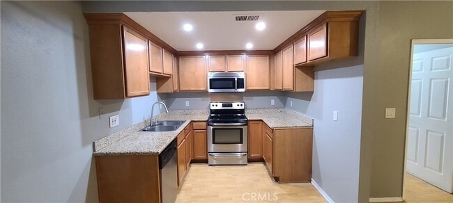 Building Photo - 1965 E Coulston St